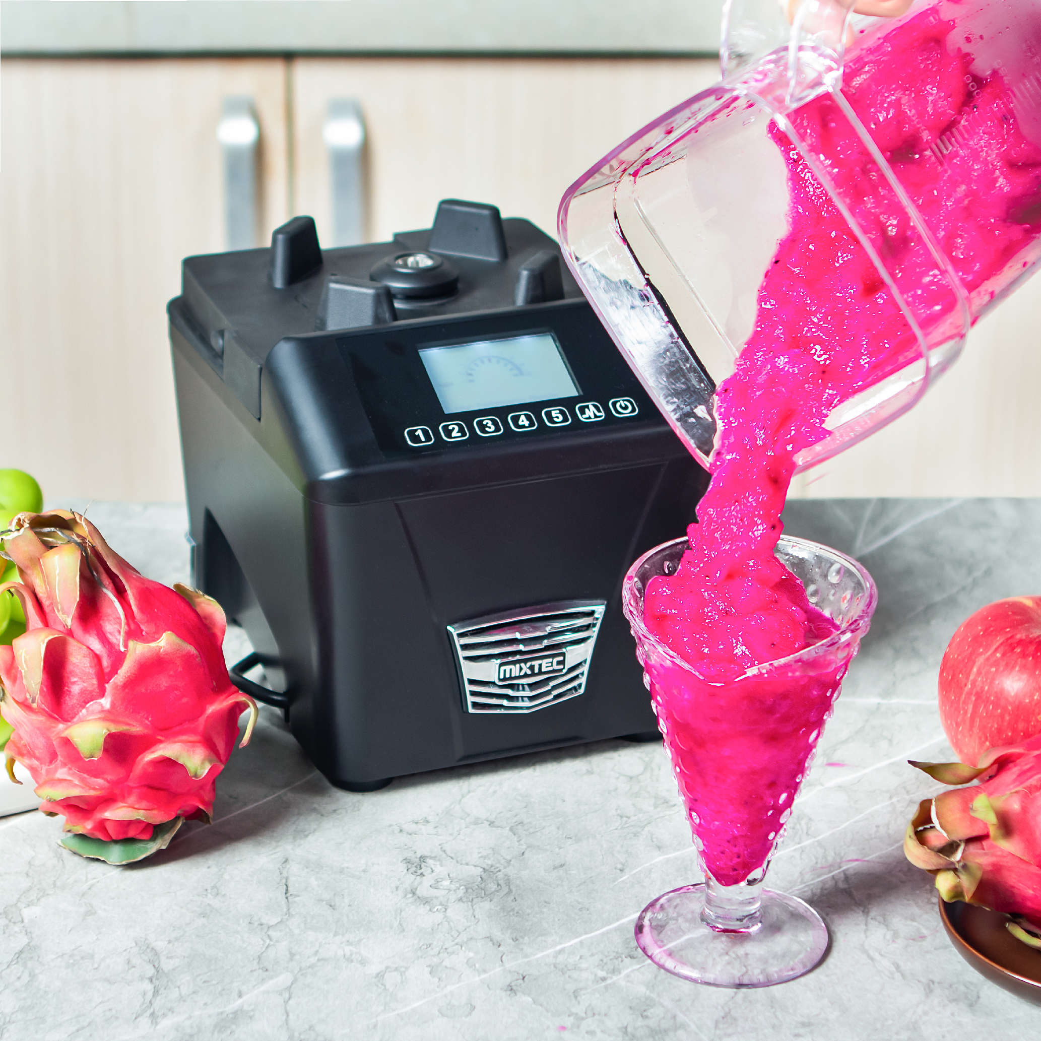 ：BPA-Free Smoothie Maker Tritan Jug High Speed Commercial Blender Safe for Bars and Smoothie Shops